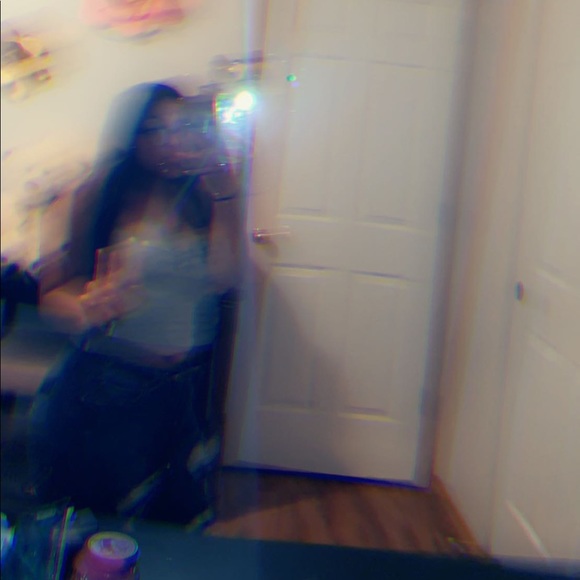 Meet your Posher, Litzy - Picture 4 of 4